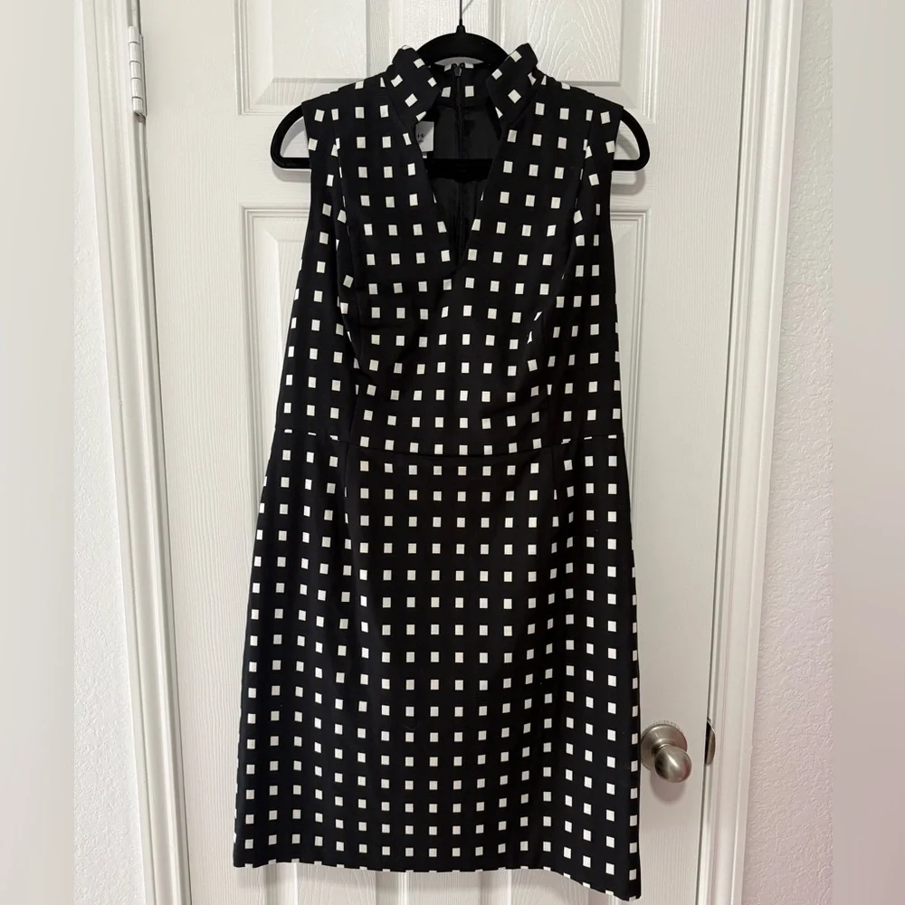 AKRIS PUNTO BLACK AND WHITE COCKTAIL DRESS EUC SIZE 12 - Picture 1 of 3